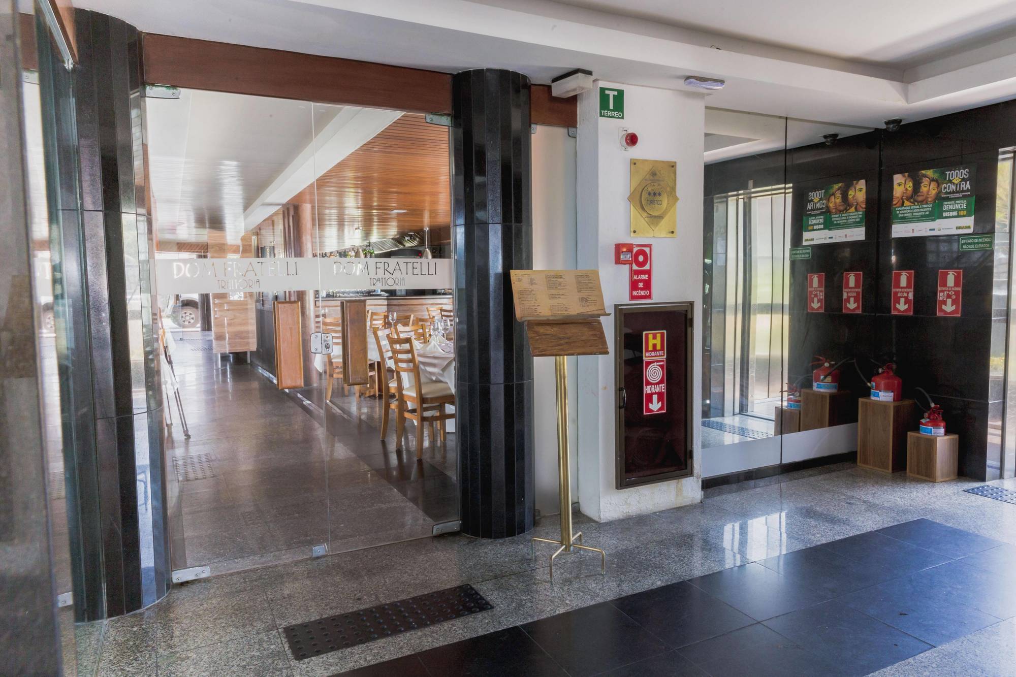 Xenius Hotel Жуан-Песоа Экстерьер фото